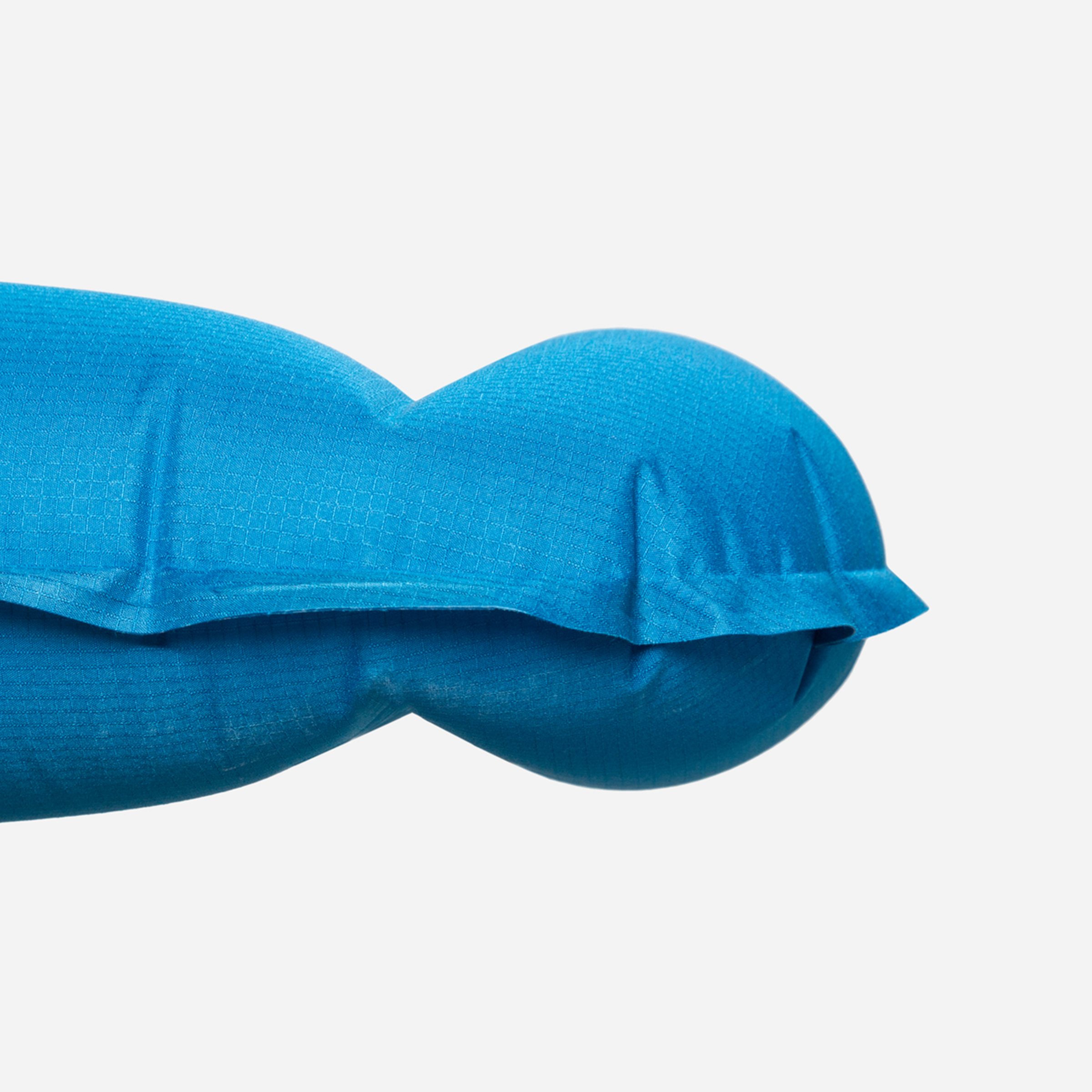 alternate::30D ripstop polyester with TPU lamination