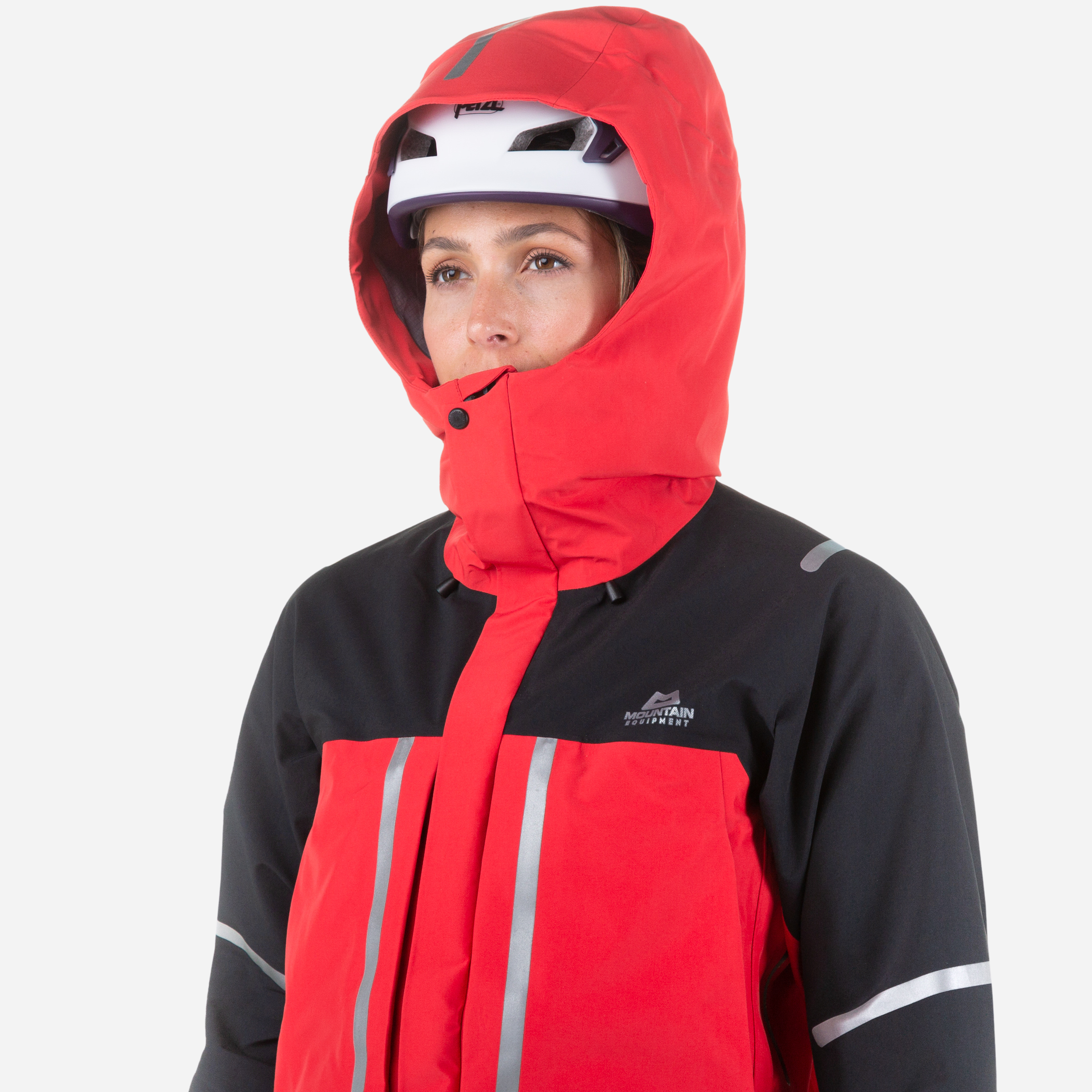 detail::Super Alpine HC hood is fully adjustable with Cohaesive™ cordlocks
