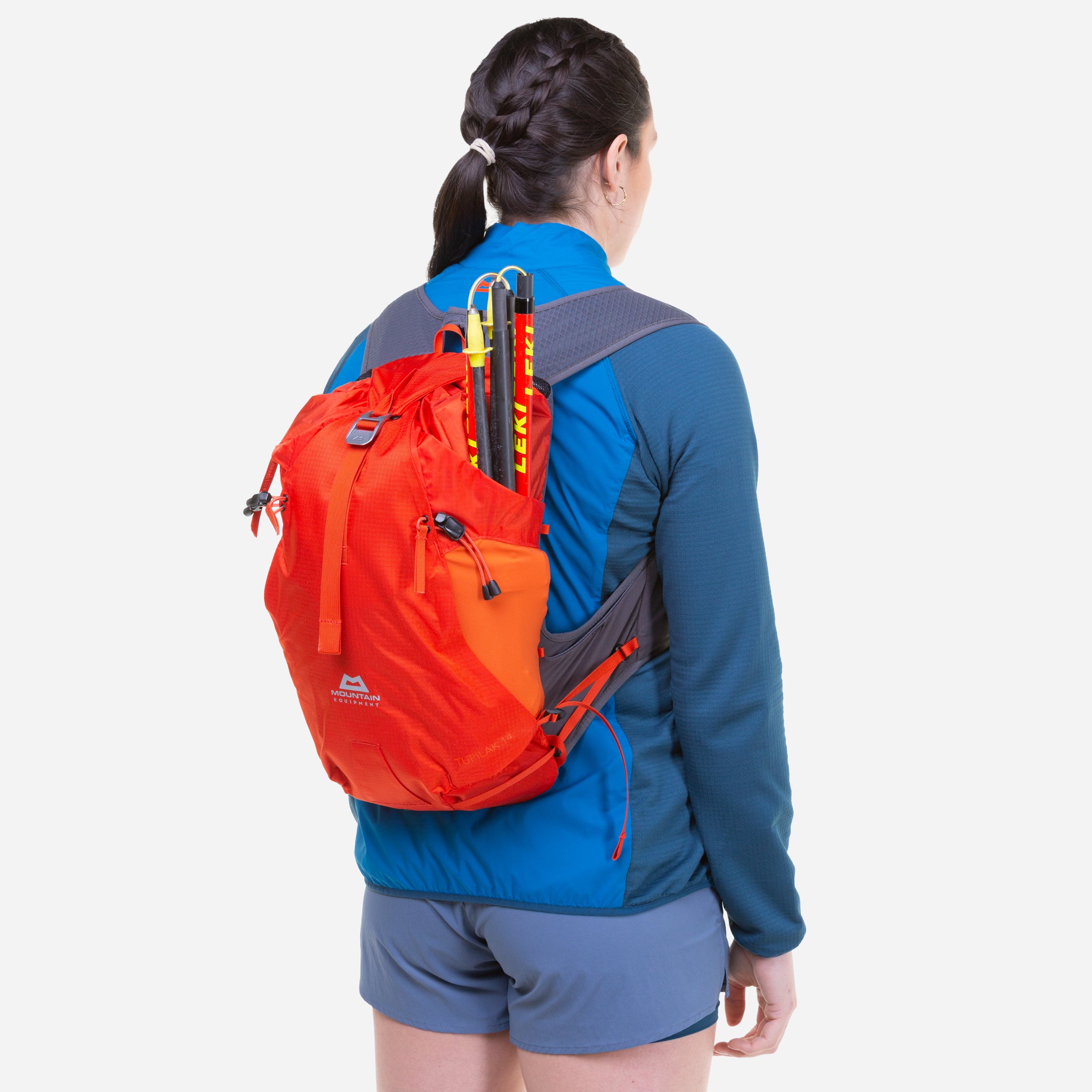 detail::External sleeve pocket for pole stowage