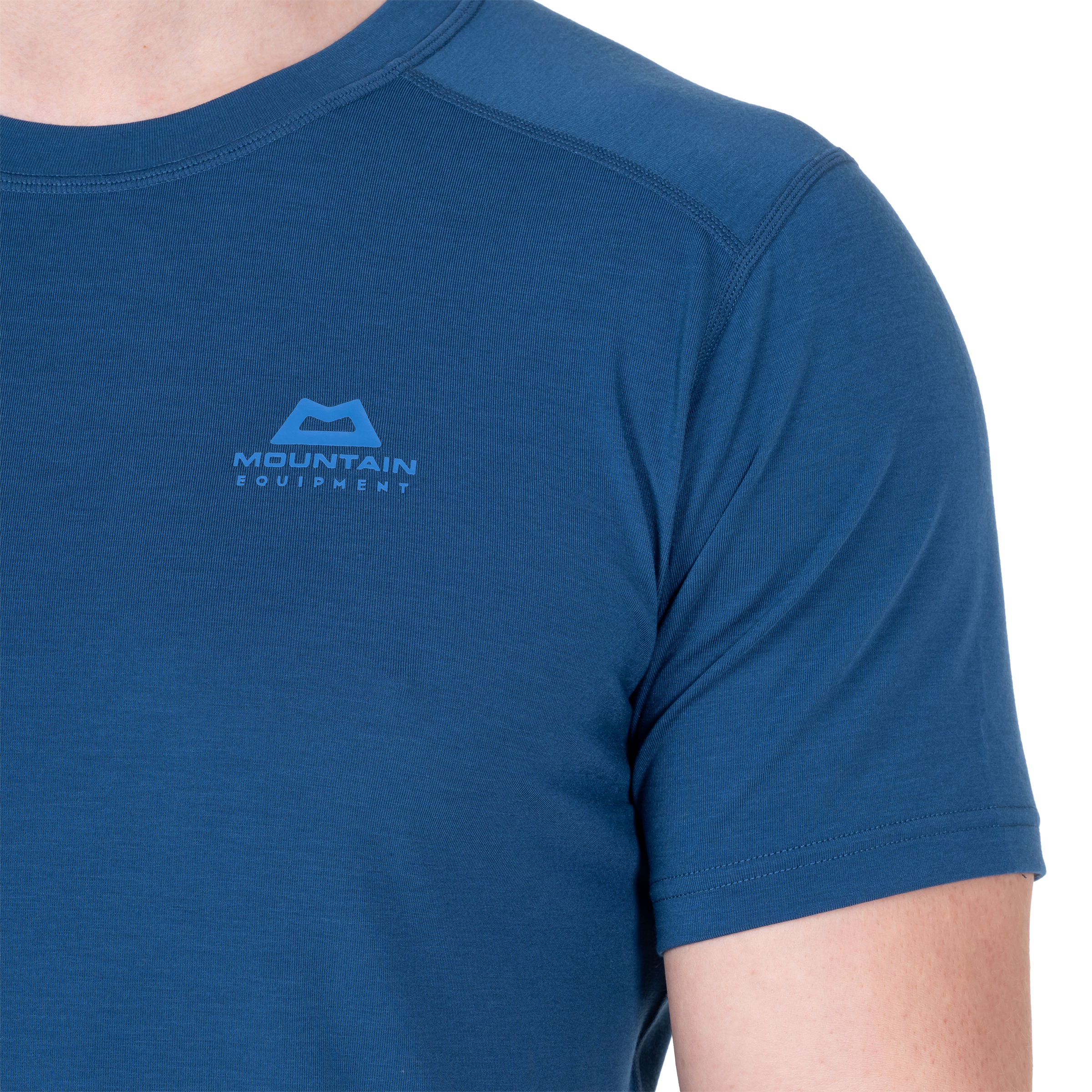 Me-01899 Admiral Blue