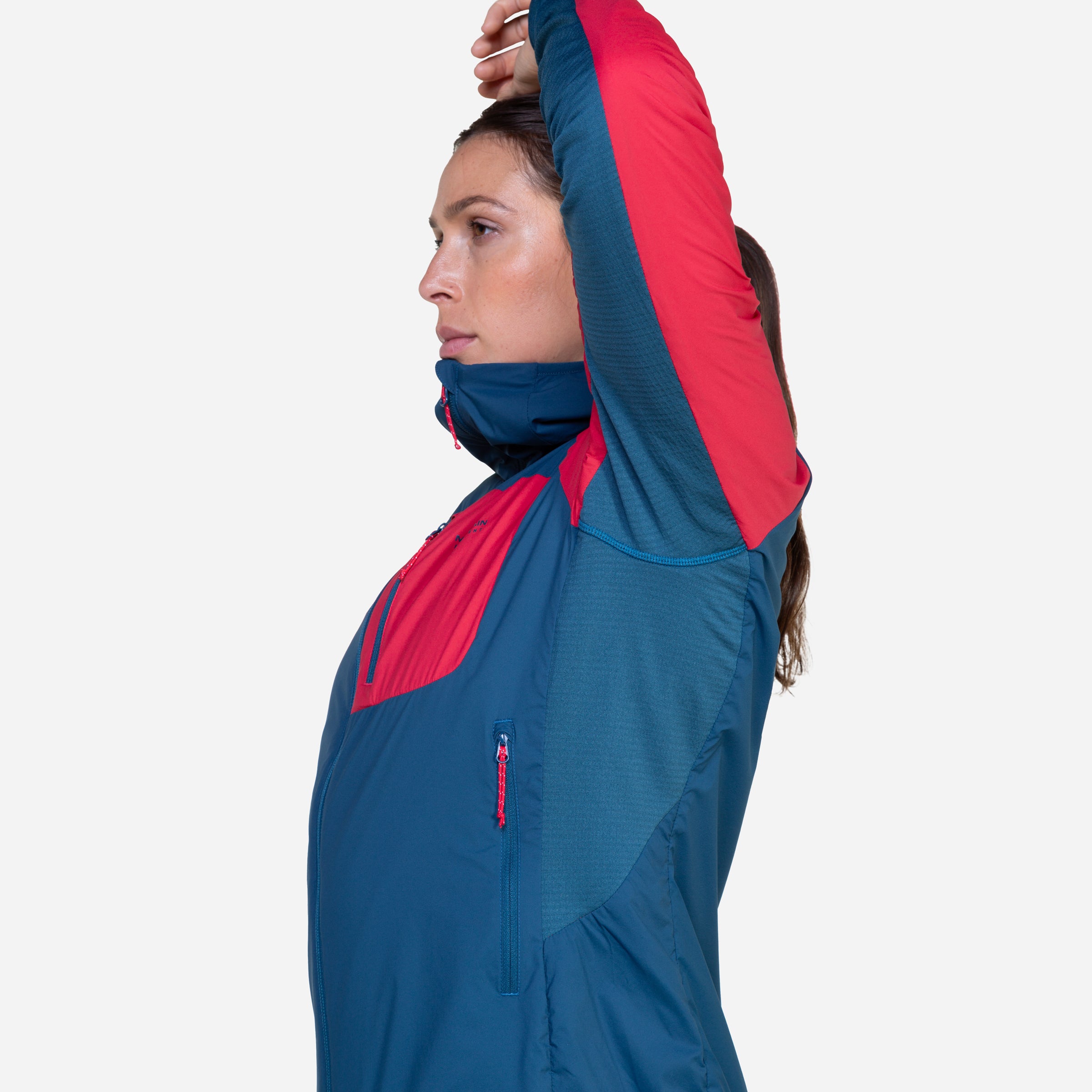 Red jacket without hood outlet