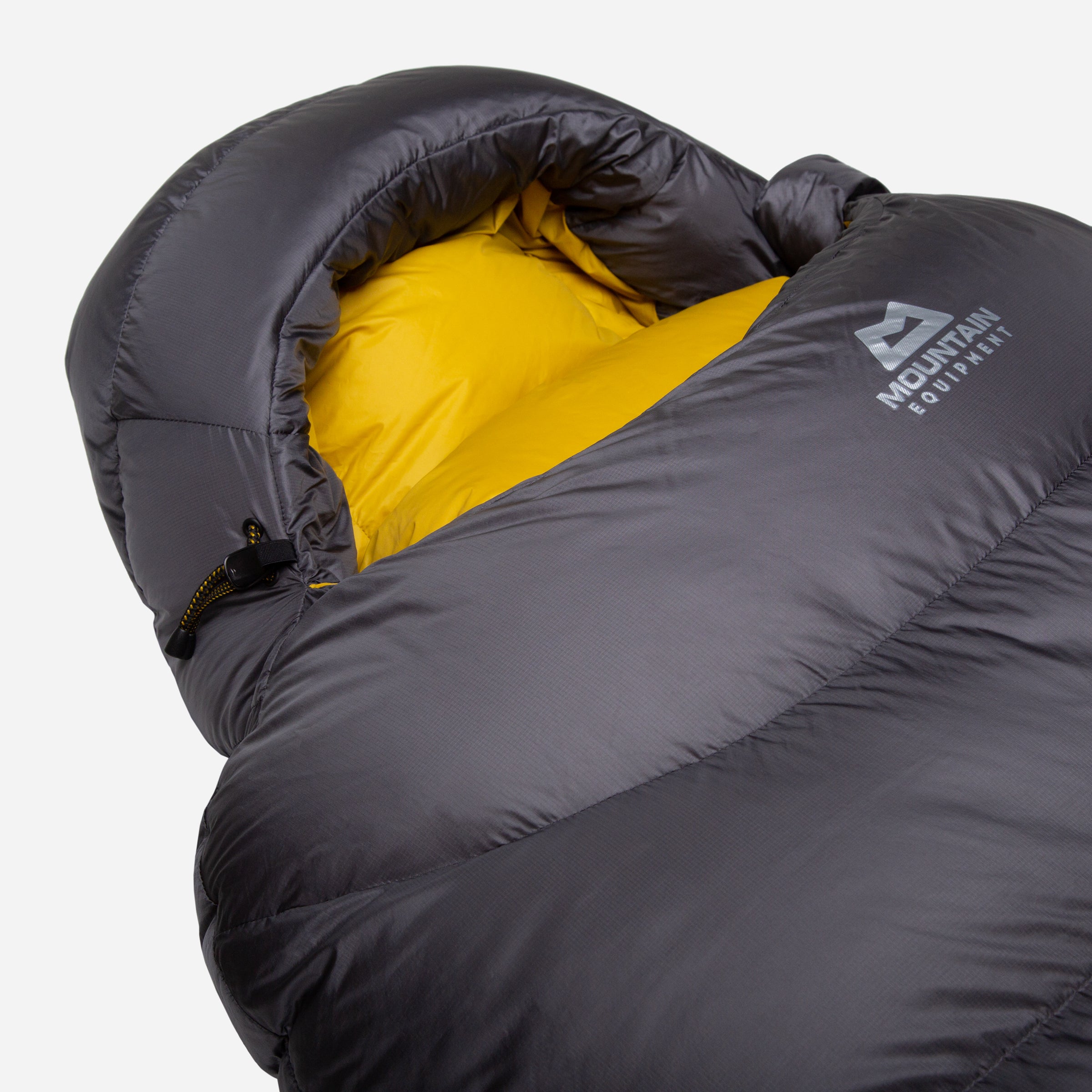 detail::5 baffle anatomically shaped hood