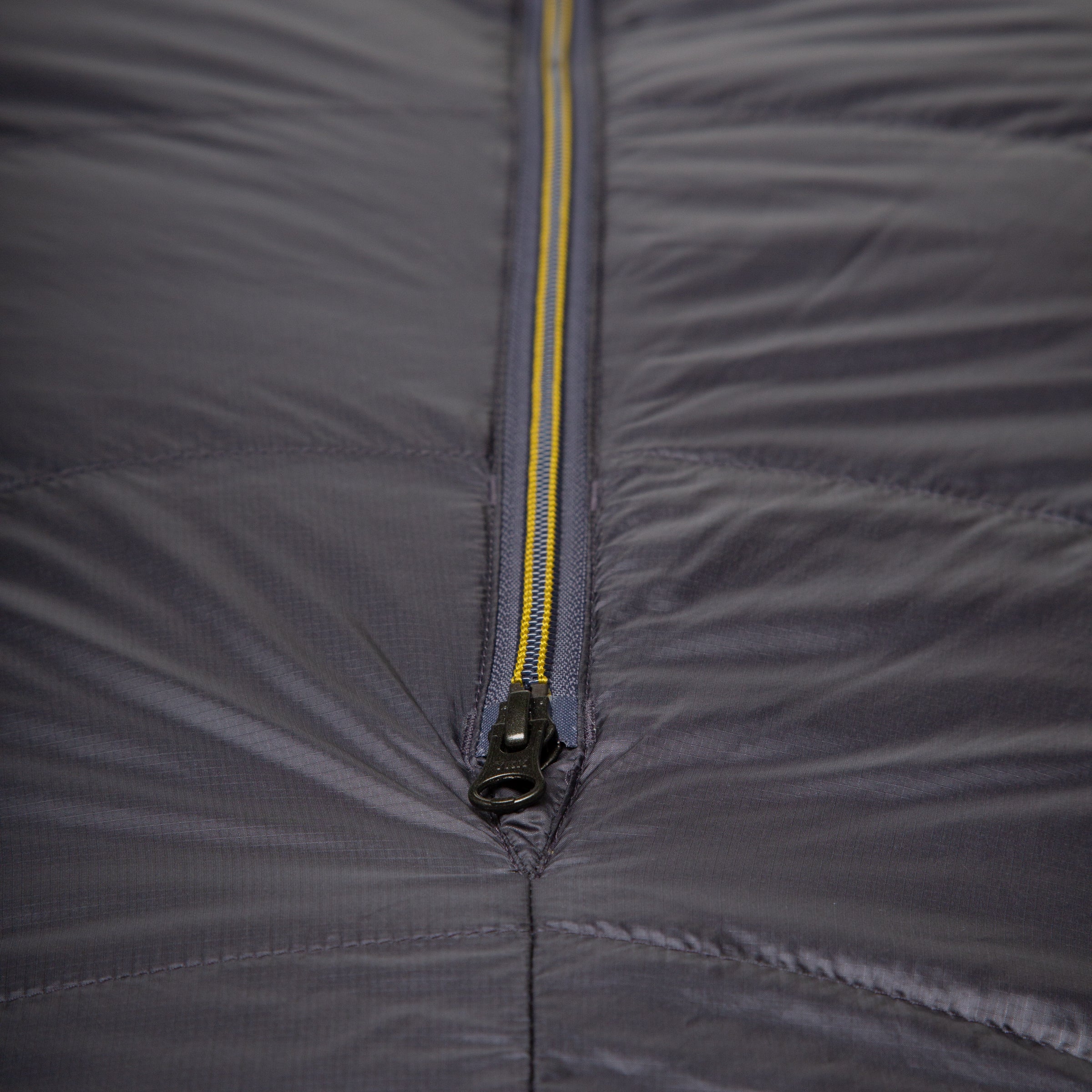 detail::100% recycled HELIUM 20D outer shell is very light and highly breathable with PFC free DWR